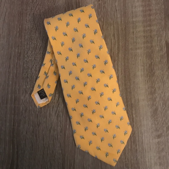 Brooks Brothers Other - Brooks Brothers Yellow Floral Silk Tie
